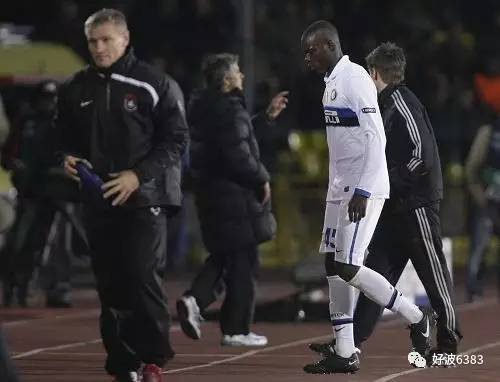 拉齐奥核心染红离场，十人作战憾平AC米兰