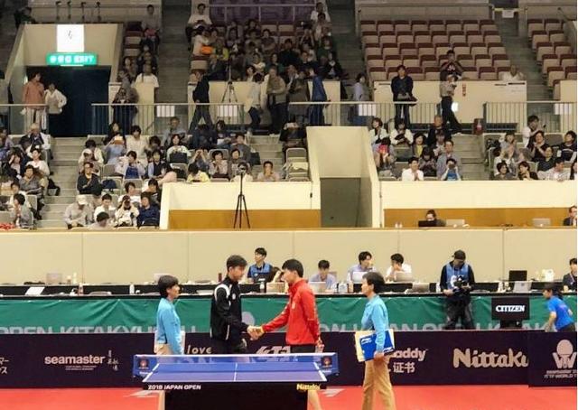  法兰克福进攻群集体爆发主场五球横扫副班长菲林根